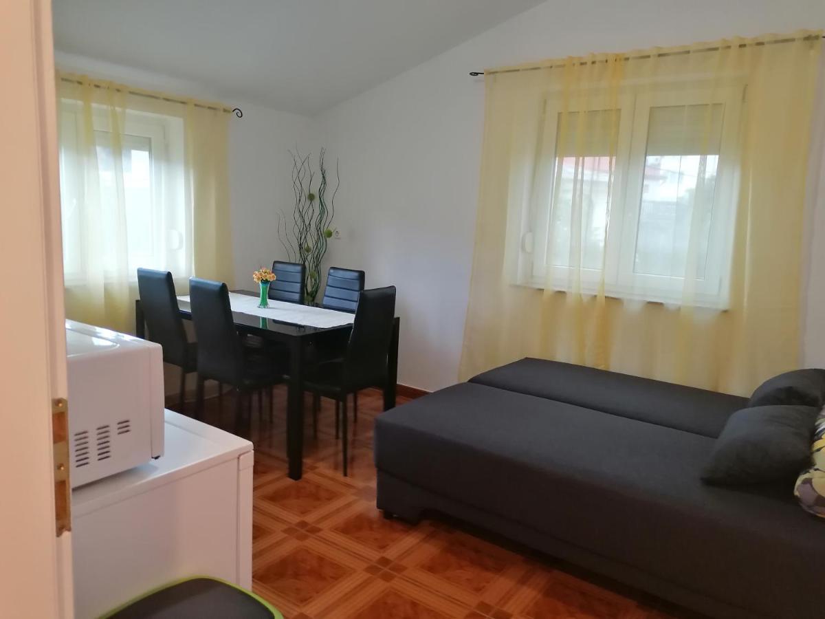 Apartmani Ivana Senj Senj  Exterior foto