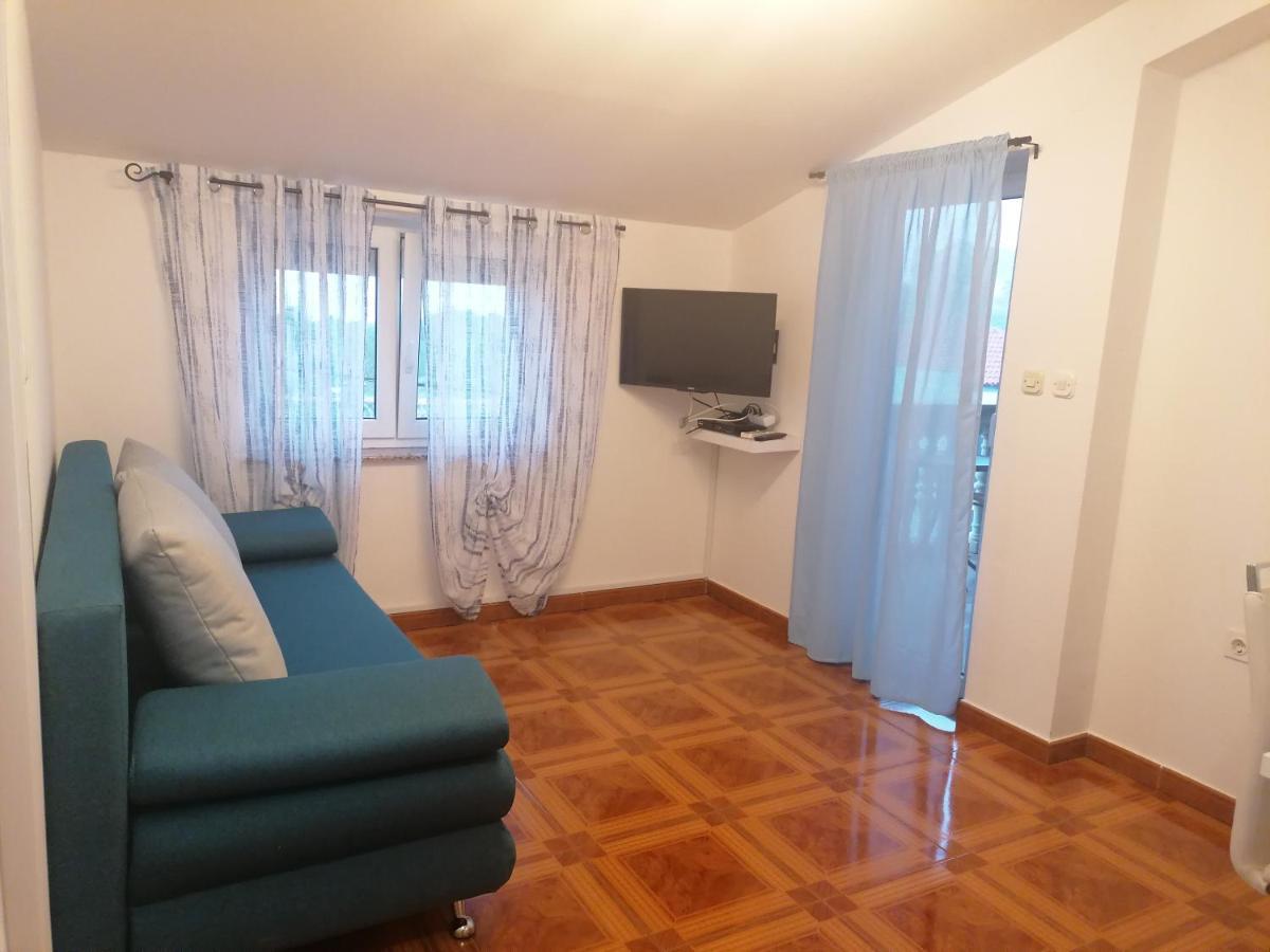 Apartmani Ivana Senj Senj  Exterior foto