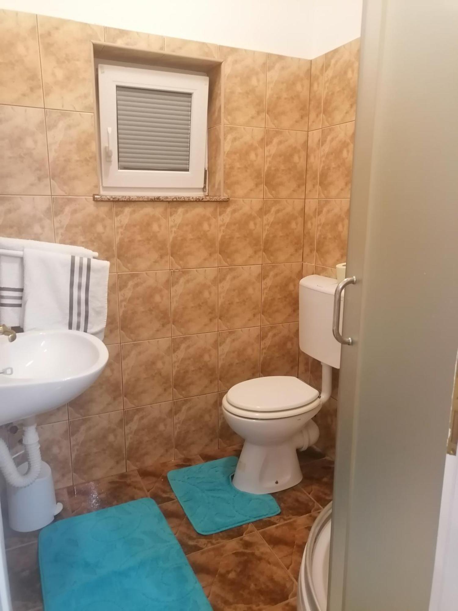 Apartmani Ivana Senj Senj  Zimmer foto